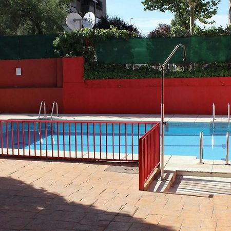 Appartement Vivienda Familiar Con Jardin Junto A Ifema à Madrid Extérieur photo