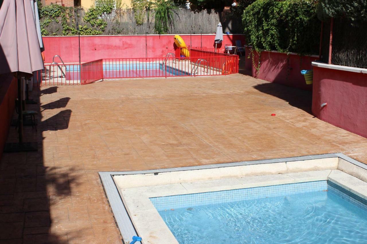 Appartement Vivienda Familiar Con Jardin Junto A Ifema à Madrid Extérieur photo