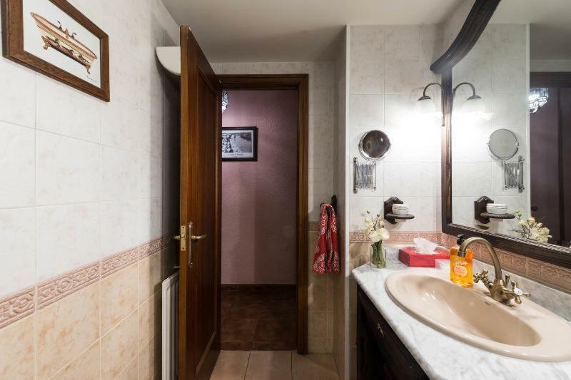 Appartement Vivienda Familiar Con Jardin Junto A Ifema à Madrid Extérieur photo