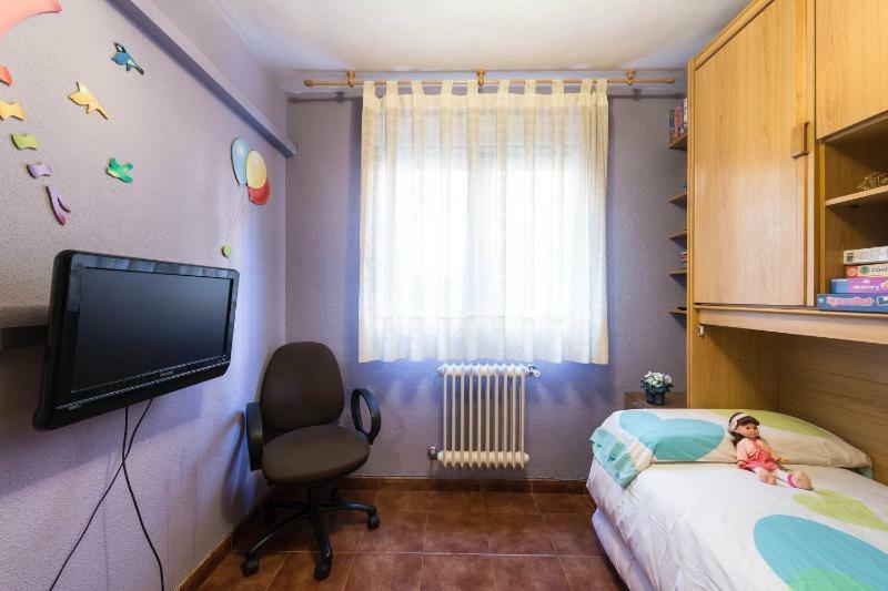 Appartement Vivienda Familiar Con Jardin Junto A Ifema à Madrid Extérieur photo
