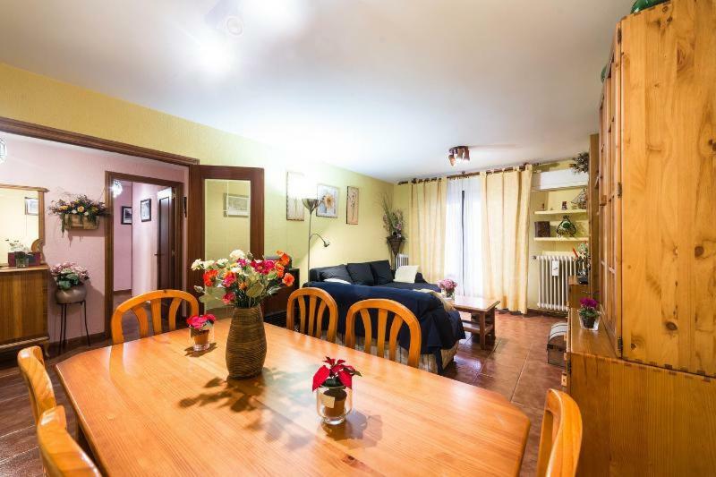 Appartement Vivienda Familiar Con Jardin Junto A Ifema à Madrid Extérieur photo