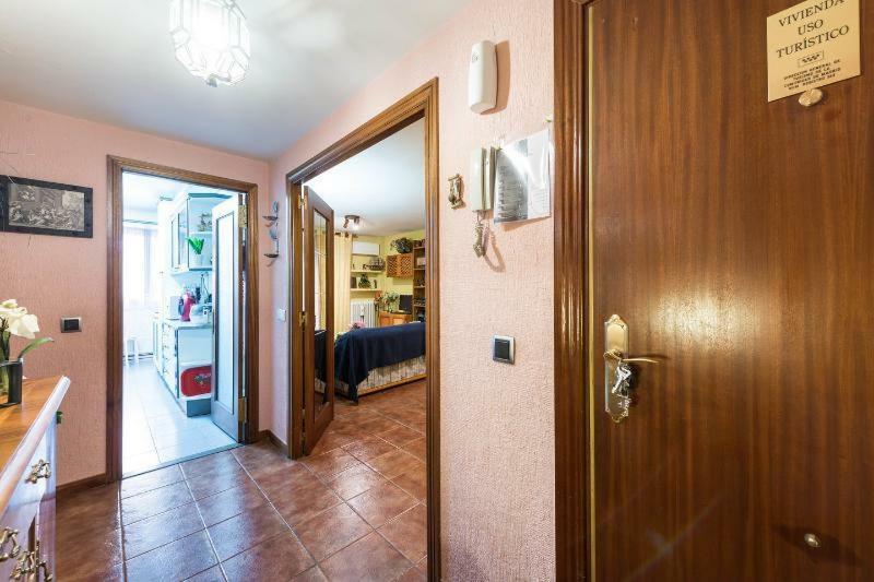 Appartement Vivienda Familiar Con Jardin Junto A Ifema à Madrid Extérieur photo